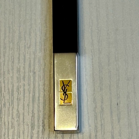 Yves Saint Laurent Slim Rouge Pur Couture Sheer Matte #108 - Picture 7 of 10